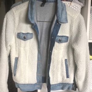 Sherpa jean jacket small